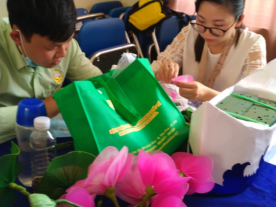 Hội Thi Cắm Hoa Nghệ Thuật chào mừng ngày Quốc Tế Phụ Nữ 08/03/2019